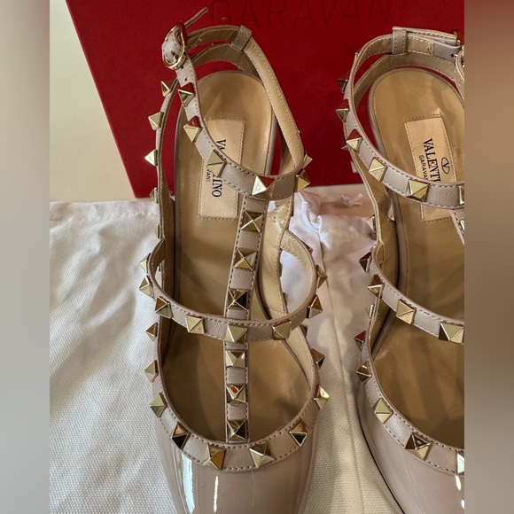 Valentino Garavani Rockstud Caged Pump 100mm - Picture 5 of 13